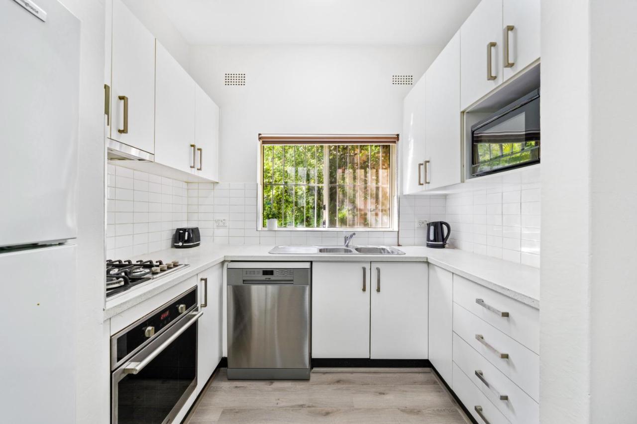 Burwood New 2 Bedroom 2 Bathroom Apartment Sidney Dış mekan fotoğraf