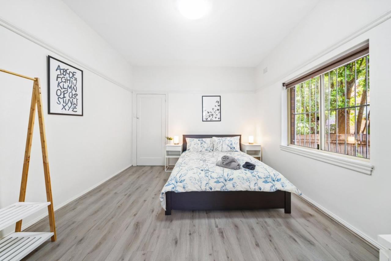 Burwood New 2 Bedroom 2 Bathroom Apartment Sidney Dış mekan fotoğraf